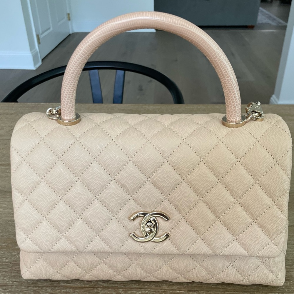 CHANEL Medium Coco Handle in Light Beige